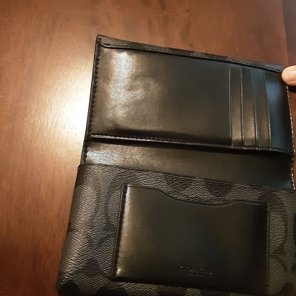 Coach wallet